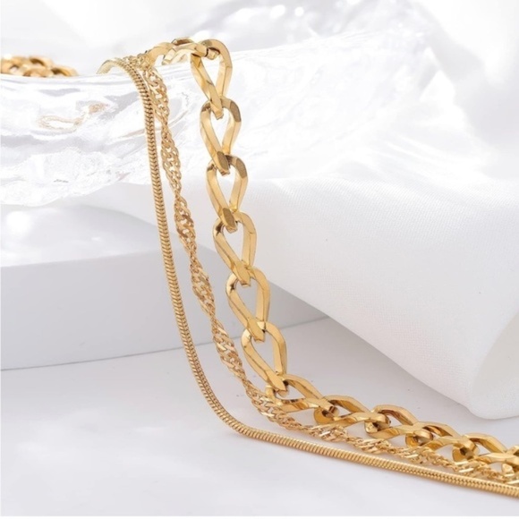 Gold 14k Gold Plated Cuban Chain Layered Bracelet - Picture 2 of 3